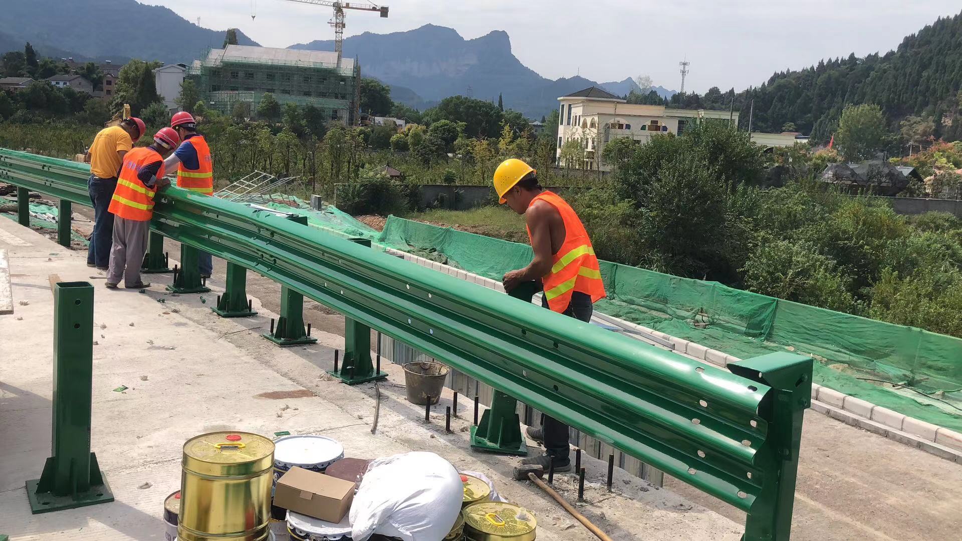 长兴县乡村公路波形护栏热镀锌波形护栏 - 推荐